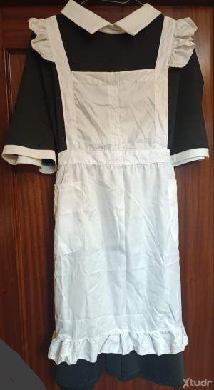 Xtudr - Siervant: Maid in uniform for both dominant men and submissive men. Those interested in home cleaning services, contact me.