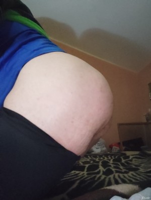 Xtudr - Ikersexx: Tengo vida hetero y varonil muy masculino pero en la cama soy pasivo y sumiso 