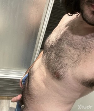 Xtudr - Pajerobi25: I'm looking for a bisexual colleague like me who is into perversion.