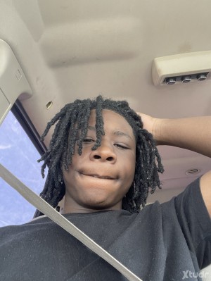 Xtudr - kentrell1212: 420 friendly, like to sleep,eat,cook 