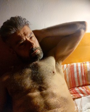 Xtudr - DOMclaudius_XL: AMO italiano. Viajero incansable, culto, refinado. Activo, dominante, exigente… y sí, un poco narcisista (pero con m...