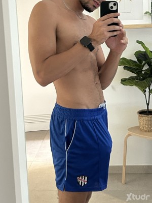 Xtudr - muymascjoven: Solo personas interesadas, macho actv morboso mente abierta, solos es por pasta 