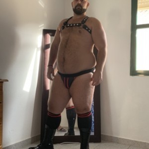 Xtudr - travieso33: I'm a chubby, wapoo, perverted, looking for dominant men, submissive, dogs, no sugar daddy thank you, pretty boy only ex...
