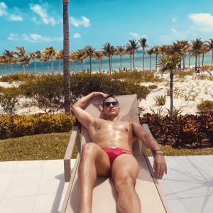 Xtudr - kshionditohot: PERFIL VERIFICADO 
Pasivo sumiso complaciente guarro aguantador mamador a garganta profunda  gagging puke. Buscando a...