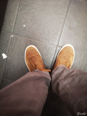 Xtudr - Jav: Novato en esto pero con muchas ganas de obedecer y estar a tus pies 