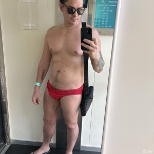 Xtudr - GayCubanSlaveNYC: Submissive man looking for blows piss humiliation