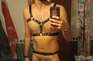 Xtudr - Guarrejar: New to this. Interested in trying new things, BDSM, bondage, submissive...