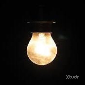 Xtudr - El_Amo: Soy la luz hacia la que debes dirigirte. Adórame, arrodíllate ante mi y serás recompensado