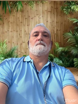 Xtudr - Osetesumiso: Grande. 183 90 kg
Sumiso con aguante
Buscando amo para 24/7