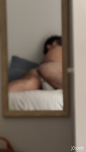 Xtudr - Swrgi: Peludo sumiso enjaulado muy morboso con muy pocos limites y ganas de obedecer. Me gustan los lefazos en la cara, las mamadas ...