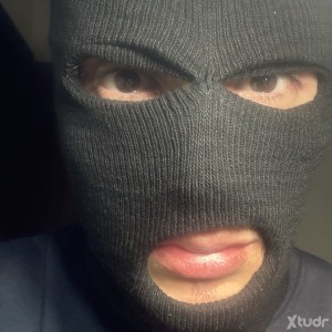 Xtudr - TuWChumanoScat: Chico o Grupo, yo tumbado en el suelo tu en cuclillas encima de mi cara, follas boca a placer escupes meas como huev...