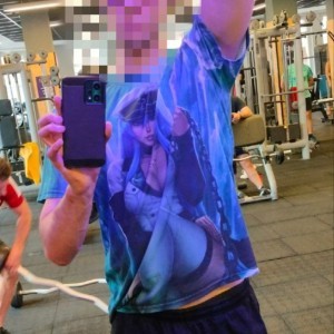 Xtudr - RandomLurker: I'm looking for a submissive slave.