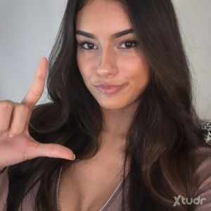 Xtudr - britneyTHEgoddess: I am looking for a submissive, loyal, honest sub who is ready to be in me in the bdsm lifestyle.