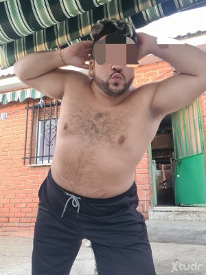 Xtudr - amantedelfisting: me encanta ver como se va dilatando un culo hasta dejarlo bien abierto, me pone muchísimo y me hace soltar mucha l...
