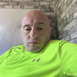Xtudr - rdpdcyxi: I'm looking for a fuck daddy if you have a van or a motorhome van I'm in Stalybridge meet me today
