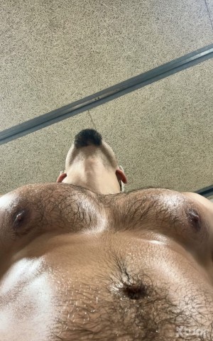 Xtudr - ARABTOP: Born in Lebanon, I'm looking for young skinny bottoms with endurance. You take ass, you endure, I enjoy and I leave. They m...