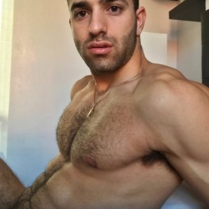 Xtudr - RubenDomXXL: I'm top and dominant in sex. From a bottom I expect above all obedience and submission, and a desire to please.
Nothing...