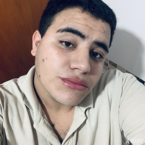 Xtudr - a45seqd6: me gusta que me cogan salvaje y me himillen como policías militares deportistas ect😘