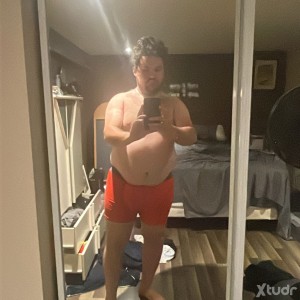 Xtudr - Gabriel84966: Je cherche une esclave ou un fiston 