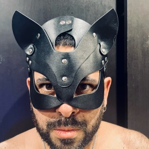 Xtudr - Fexh42: I'm looking for an uncle who likes to obey. Who likes to learn what makes me happy. Submissive or slave by nature. whose onl...