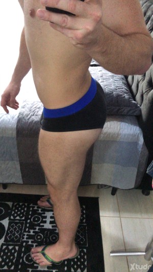 Xtudr - EmilioRabuda: Sou passivo e submisso. Gosto muito que usem meu rabão! Tenho jeito de macho sem afeminação socialmente e muitos não s...