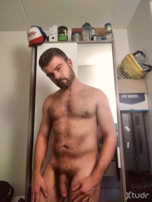 Xtudr - DOMclaudius_XL: Italian dominant refined cultured traveler, very demanding, and a bit narcissistic Active dominant man, hungry for s...