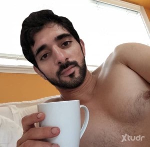 Xtudr - Sweetestlover2:  I like older men, and I am seeking a meaningful friendship that has the potential to bring about positive outcomes ...