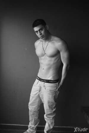 Xtudr - lesso: Latino, Dj, Deportista, Masajista, Modelo Onlyfans, Terapeuta Holístico, Creador de Contenido.
Hacerte el amor también será u...
