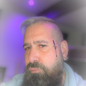 Xtudr - masseurbearded: Macho AMO Bcn, Looking for foxes above all that can manipulate them psychologically Masseur(QUIROMASAJISTA) magic ha...