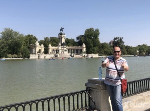 Xtudr - Atame…: Hola, soy Sumiso Mexicano, de visita en Madrid del 26 de julio al 18 de septiembre, y estoy en busca de algún hombre maduro ...