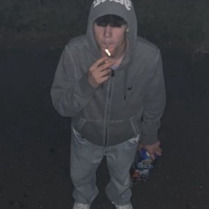 Xtudr - perro00: Only submissive losers willing to worship, if you don't worship, don't talk to me