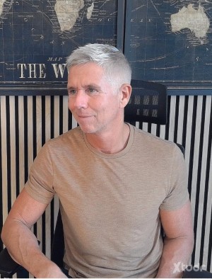 Xtudr - jeffmaster: Mainly looking for subs, masos and (pain) slaves. Send me a message and we´ll discuss the details. Please speak (some) E...