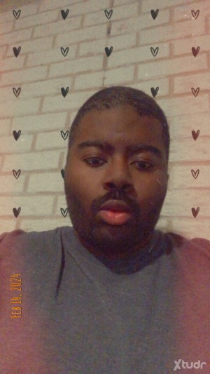 Xtudr - DetroitFinest28: Hello I'm Jalen I'm new here searching for love and a special friend