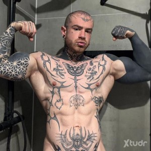 Xtudr - alphapaski: MASTER | TRIBUTE • SERVICE • DISCIPLINE