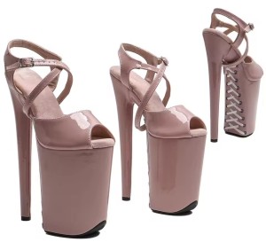 Xtudr - Gemabotas: I would like to be a good bitch with heels and a collar.