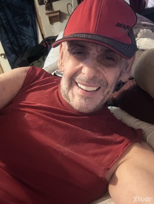 Xtudr - Billyboi777: Gay M 57 sub 6’2”190lb
average build buzzed head short beard greying
Seeking a Dom or Master especially BNWO BBC for lo...