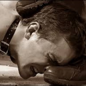 Xtudr - EsclavoBoy: Looking for dominant man in Madrid on the morning of the 21st to play with me.