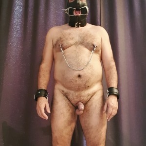 Xtudr - sumisobcn70: I'm back here after a time of disconnection. I'm a submissive and I'm looking for a Master to satisfy, basically with m...