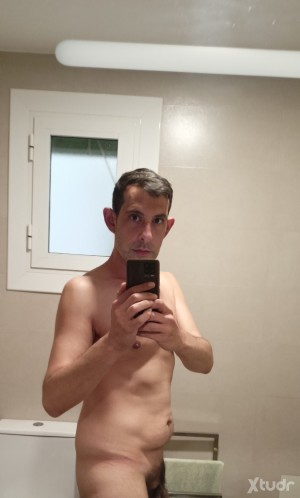 Xtudr - ensilk2: Soy un esclavo pasivo muy morboso y con aguante. En busca de Amos para servir y aprender de ellos 