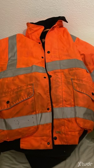 Xtudr - Doit2025: Busco morbo hombres muy velludos
Uniformes y botas +++