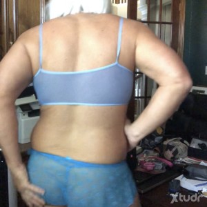 Xtudr - HTXPowerBottom: I’m looking to be your submissive bottom fulfilling every command, fantasy or fetish.