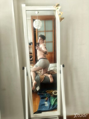 Xtudr - Stigmatophile: 23-44 años. Busco sexo y amistad con gente de gustos similares. Solo busco algo cuando lo pongo en el perfil.
@Victor...