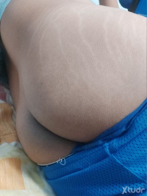 Xtudr - Slave1912: I'm looking for a dominant man to obey and serve.