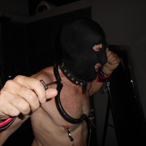 Xtudr - spankeebcn: I'm 1.78, 73 kg, 52 years old
hair on body not hairy
balls, dick, and ass waxed
dick 20 cm
good ass and good nipples to ...