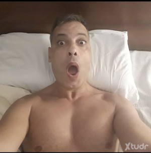 Xtudr - Guy001: Pasivo sumiso busca dom. Me gusta beber pis…