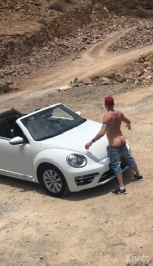 Xtudr - Sub_fist_pig: Profesional con cargo al que le encanta desestresarse entregándose a un macho dominante (o 2).
Me encantará aprender e...