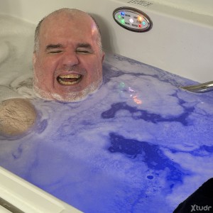 Xtudr - 2014TX2TN: I was so happy about getting able to take a bath for the first time since 2014!!