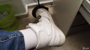 Xtudr - Fetichebotas: Soy muy fetichista de las deportivas, botas militares, de motero... Me va juego con ellas, penetración, roces, insulta...