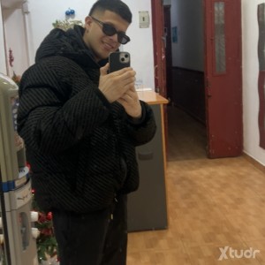 Xtudr - Eduar_2: Hey Hola Soy Eduar Joven Serio Varonil 100% Dominante😈🔥
