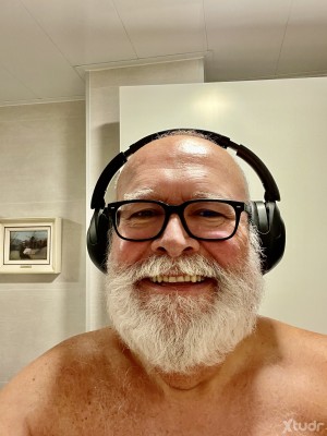 Xtudr - AMORBOSO: Very perverted. I have big nipples. Give and receive good nipple work, long kisses and excellent blowjobs. No time limits....